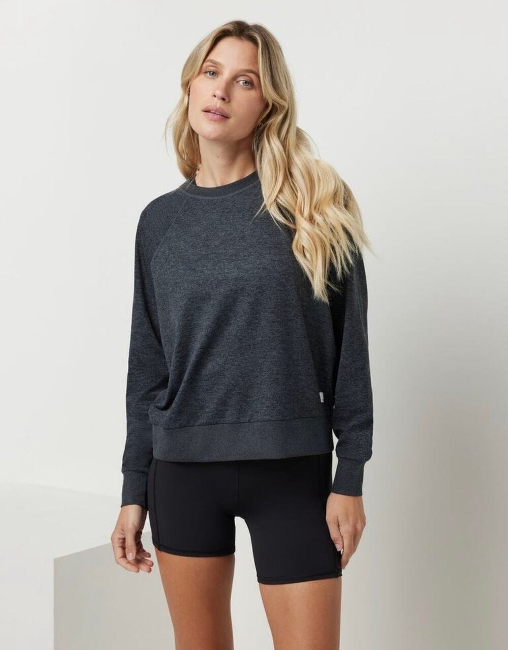 Vuori Long Sleeve Halo Crew- Size XS